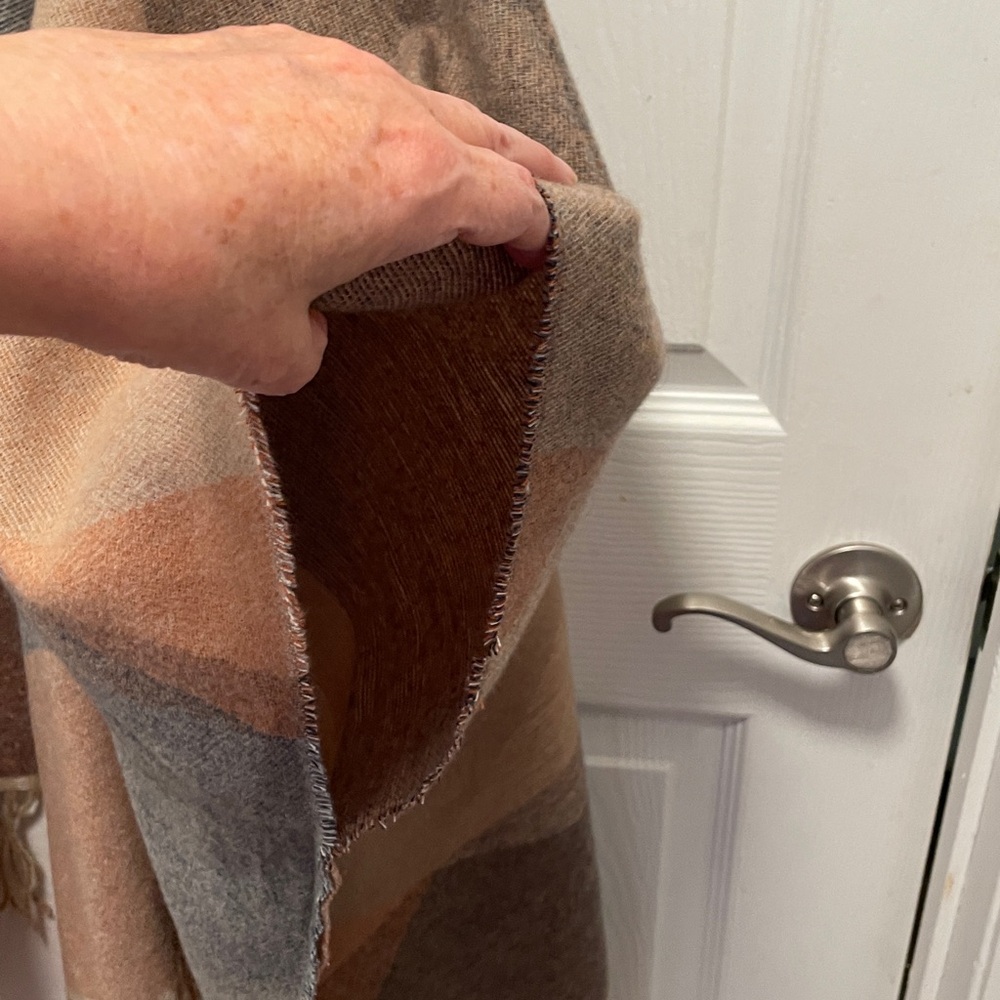 a.n.a Women's Color Block Poncho - Brown and Gray - Picture 4 of 5